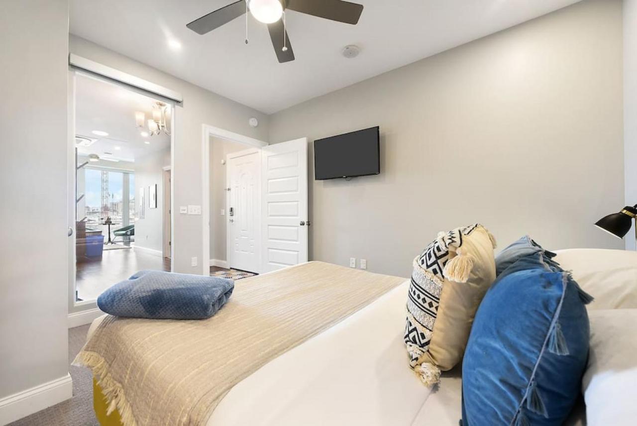Hostwise Stays - The Washington At Chatham - Free Parking, Private Gym, Skyline Views! Pittsburgh Kültér fotó